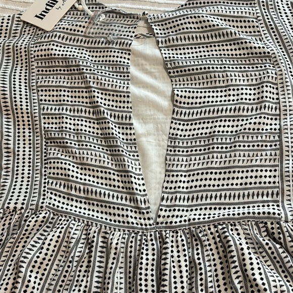 Indikah by Angel Biba  Black/White‎ geometric Dress SzXS Lined Mini NWT Rayon - Picture 9 of 9